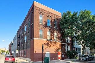 885 N Marshfield Ave Unit 2, Chicago, IL 60622