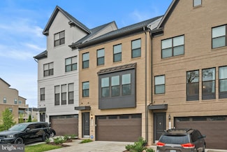 14303 Yesler Ave, Chantilly, VA 20151