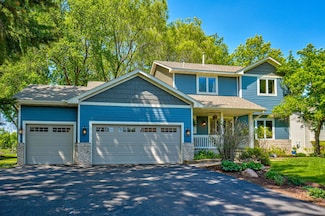 7129 Snow Owl Ln, Circle Pines, MN 55014