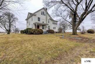 1048 2200th Ave, Chestnut, IL 62518