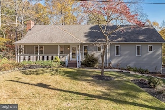 202 Buoy Ct, Lusby, MD 20657