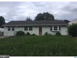 1 Angola Rd, New Castle, DE 19720