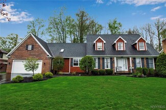 39 Halston Pkwy, East Amherst, NY 14051