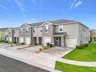 1042 Lido Dr, Howey-In-the-hills, FL 34737