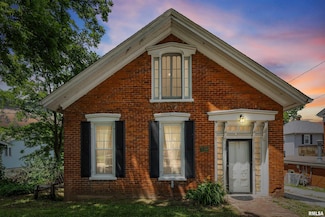 107 S High St, Port Byron, IL 61275