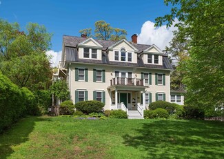 88 Round Hill Rd Unit 4, Northampton, MA 01060