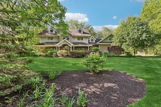 6436 Johnsburg Rd, Spring Grove, IL 60081
