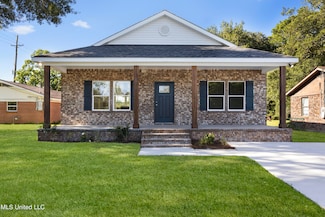 2334 Jackson Ave, Pascagoula, MS 39567