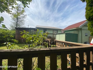 1906 Hamilton Dr, Craig, AK 99921