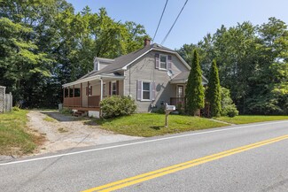 54 Goddard Rd, Lewiston, ME 04240