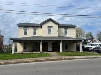 202 W Maple Ave, Lancaster, KY 40444