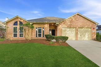 216 Cinnabar Bay Dr, League City, TX 77573