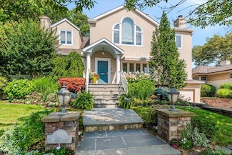 144 Broome Ave, Atlantic Beach, NY 11509