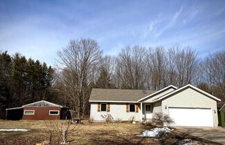 1688 W Mcmillan Rd, Muskegon, MI 49445