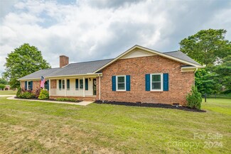 104 Peachtree Rd, Rock Hill, SC 29730