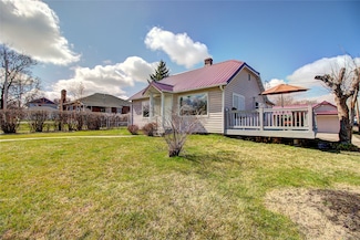 308 8th St E, Polson, MT 59860