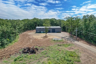 3918 Bowen Creek Rd, Niangua, MO 65713