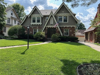 7218 Jarboe St, Kansas City, MO 64114