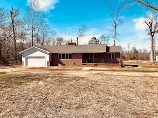 1815 Jenkins Rd, Chattanooga, TN 37421