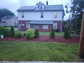 20 Harrison St, Nutley, NJ 07110