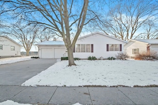 2543 Eisenhower Ave, Ames, IA 50010