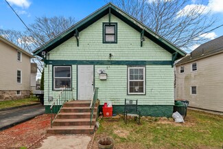 141 Poquonnock Rd, Groton, CT 06340