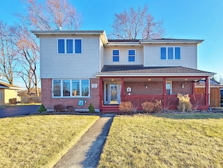 5831 W 109th St, Chicago Ridge, IL 60415