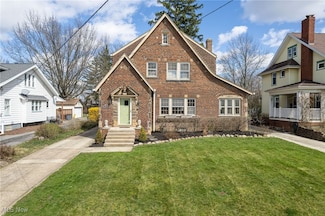 1487 Felton Rd, Cleveland, OH 44121
