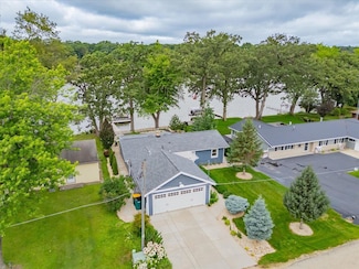 10045 N Ellendale Rd, Edgerton, WI 53534