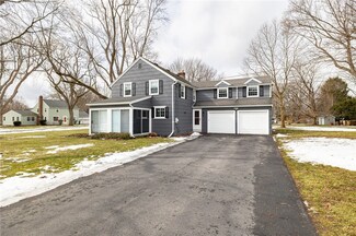 472 Weaver Rd, Webster, NY 14580