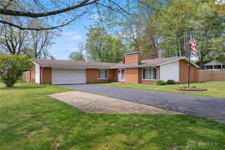 2685 Yalonda Ct, Beavercreek, OH 45434