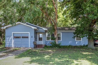 282752 E 1800 Rd, Comanche, OK 73529