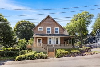 10 Gilmore St, Stoneham, MA 02180