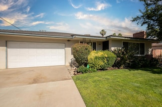 1933 N Angus St, Fresno, CA 93703