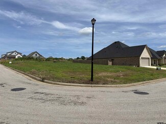 7254 Rolling Acres Place, Tyler, TX 75707