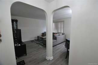 106 Richbell Rd Unit B2, Mamaroneck, NY 10543