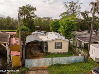 162 Smith Ln, Satsuma, FL 32189