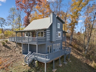 306 Beech Ridge Ln, Gatlinburg, TN 37738