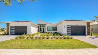 9187 Shinnecock Dr, Port St. Lucie, FL 34987