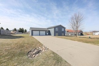 204 7th St W, Carlos, MN 56319