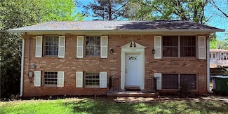 1464 Colony Cir E, Stone Mountain, GA 30083