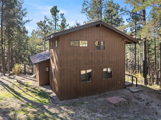 114 Mesa Verde Rd, Jemez Springs, NM 87025