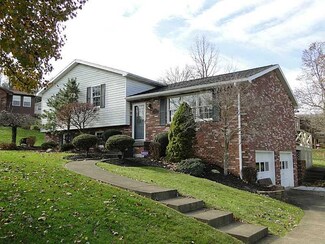63 Biltmore Dr, Washington, PA 15301
