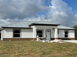 3017 Marlin Cir, Labelle, FL 33935