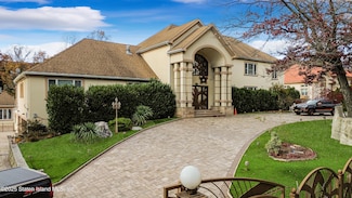 724 Todt Hill Rd, Staten Island, NY 10304
