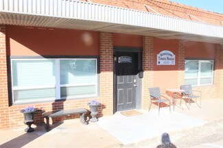103 N Cherokee St, San Saba, TX 76877