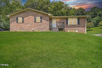 3912 Alderwood Dr, Kingsport, TN 37664