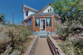 423 Arno St SE, Albuquerque, NM 87102