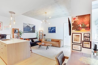 98 Front St Unit PH-1J, Brooklyn, NY 11201