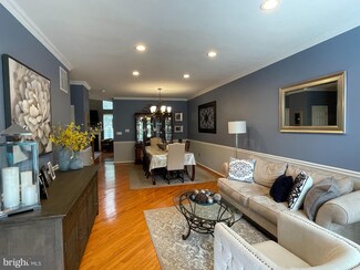 28 Hastings Ln, Hainesport, NJ 08036
